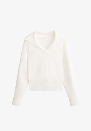 Fehér rövidített pulóver nagy, hajtott gallérral, bordázott mandzsettákkal és aljjal, sima textúrával és V-alakú nyakkivágással.