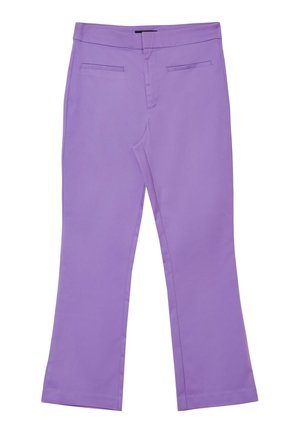 Purple flared trousers made of smooth fabric, featuring two back pockets and a tailored fit. The waistband is flat with a zipper closure.