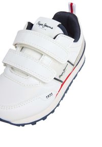 Pepe Jeans Dětské boty - off white