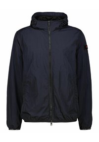 Giacca leggera blu navy con cappuccio, zip completa, polsini elasticizzati e cordino al colletto. Tessuto testurizzato con dettagli minimi.