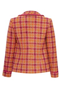 Blazer en laine à carreaux roses et oranges, manches longues et col cranté, vu de dos.