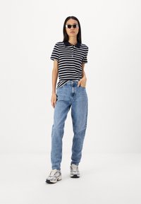 Tommy Hilfiger 1985 SLIM  - Pólóing - breton desert sky/ecru