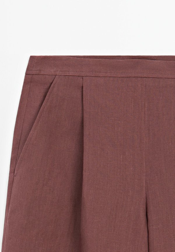 FLOWING WITH DARTS - Trousers - mottled bordeaux2