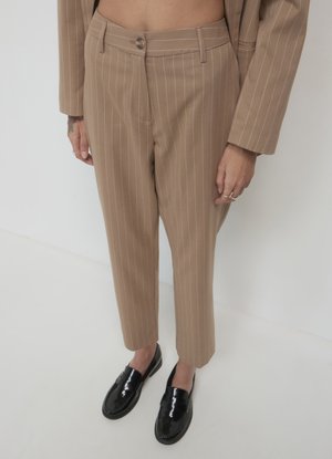 Calliope Chino - var beige