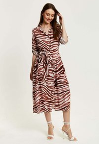 Liquorish ZEBRA PRINT MIDI  - Shirt dress - brown