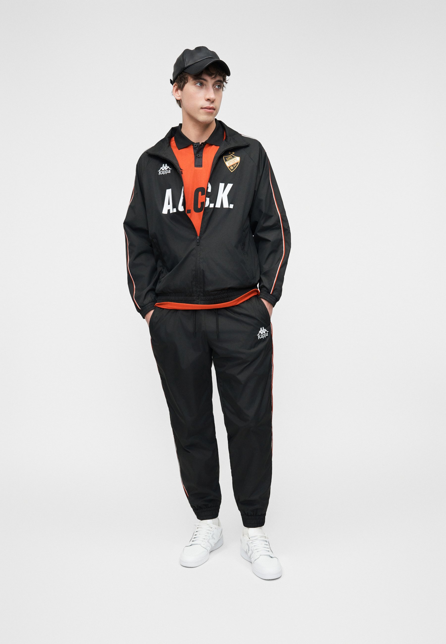 Kappa AUTHENTIC SATYA - Chaqueta fina - black/negro - Zalando.es