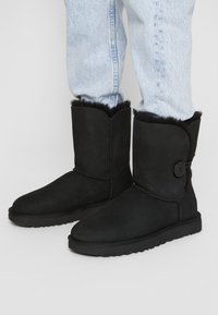 UGG Stivaletti - black