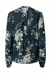 Blusa a maniche lunghe in tessuto blu marina con motivi floreali beige e azzurri, dotata di schiena plissettata e polsini con bottone.