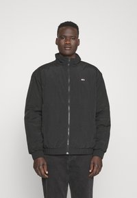 Tommy Jeans - ESSENTIAL PADDED JACKET - Talvitakki - black Pienoiskuva 1