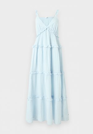 Lyseblå maxikjole uden ærmer med lagdelte flæsedetaljer og V-udskæring på tynde stropper.