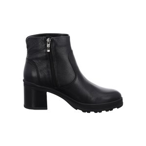 Černá kožená kotníková bota se zipem na boku, blokovým podpatkem a texturovanou podrážkou pro lepší přilnavost, zobrazena z vnější strany.