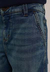WE Fashion BLUE RIDGE - Ravne kavbojke - blue