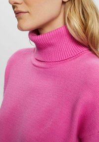 Esprit Sweter