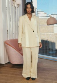 Next Blazer - yellow