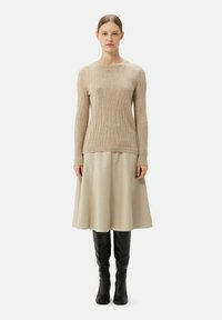 GOBI Cashmere MIT R-AUSSCHNITT - Stickad tröja - beige