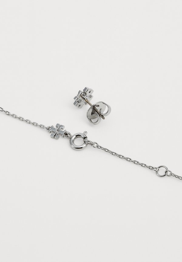 KIRA NECKLACE AND STUD EARRING GIFT SET - Earrings3