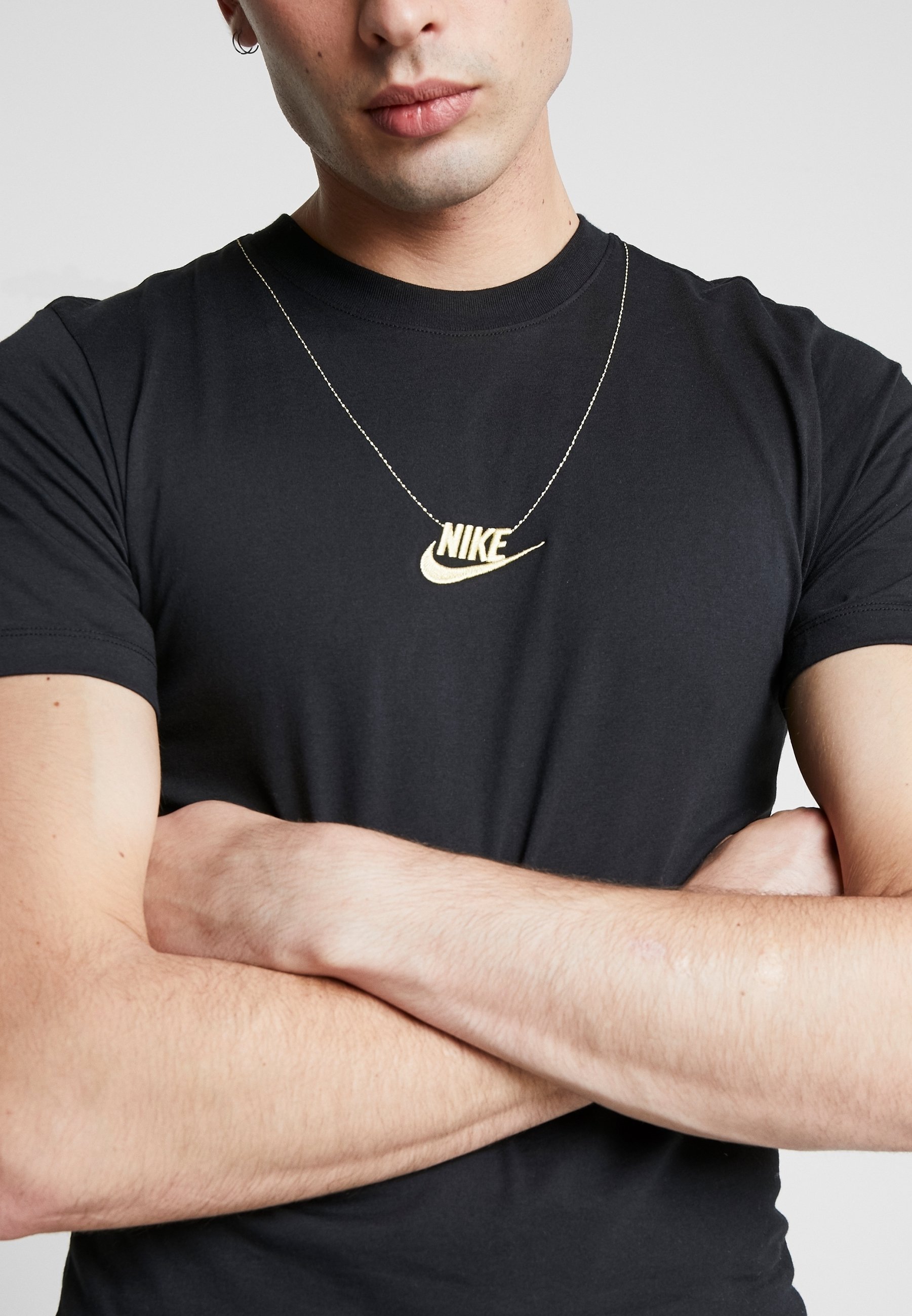 nike chain tee