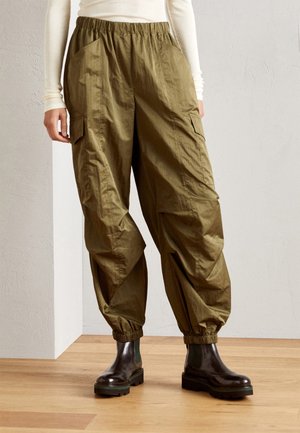 Pantalon cargo - olive