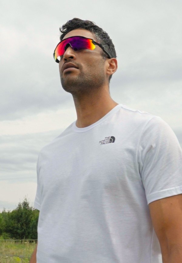 CELEBRATION TEE - Print T-shirt3