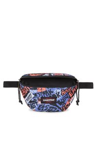 Marsupio blu con motivi grafici in nero e rosso. Realizzato in tessuto resistente, presenta una chiusura con zip e una tracolla regolabile.
