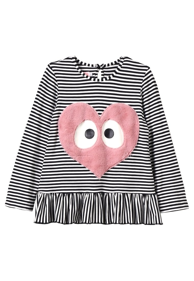 Czarna i biała koszulka z długim rękawem w paski, z różowym puszystym sercem i dużymi oczami na przodzie, z falbanką u dołu.