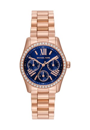 Michael Kors polshorloge in roségoud met blauwe wijzerplaat, kristallen rand, Romeinse cijfers, drie subwijzers en een schakelband.