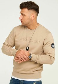 Jack & Jones JCOBOOM CREW NECK - Sweatshirt - crockery