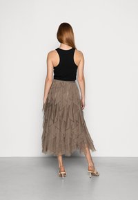 ONLY ONLSKY SKIRT - Saia evasé - walnut