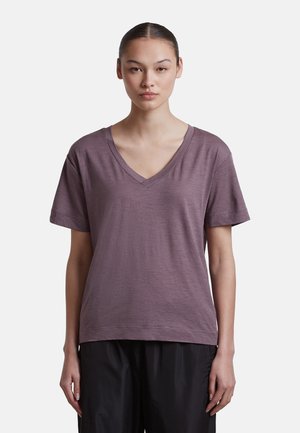 icebreaker, W MER 150 TECH LITE SS RELAX V NECK TEE - Basic T-shirt - grey plum