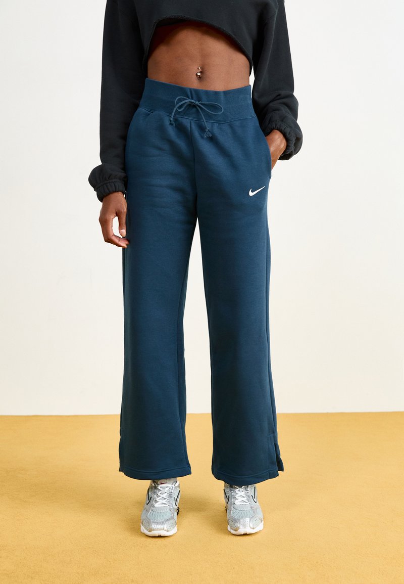 Nike Sportswear SPORTSWEAR PHOENIX FLEECE - Treniņtērpa apakšdaļas - armory navy/sail