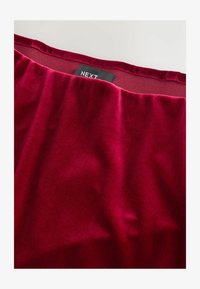 Non sélectionné, cherry red