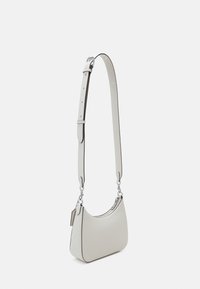 COACH HOBO CROSSBODY BAG - Handbag - chalk