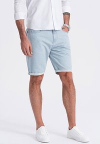 Ombre Shorts vaqueros - light blue