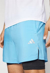 adidas Performance GYM 2-IN-1 - Pantalón corto de deporte - semi blue burst