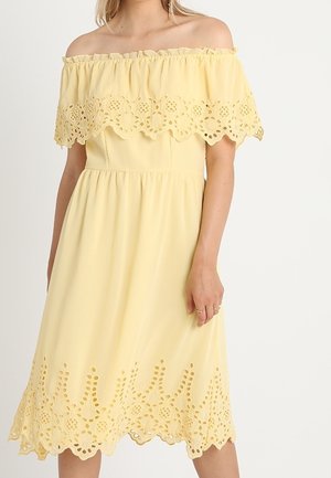 Vardagsklänning - yellow