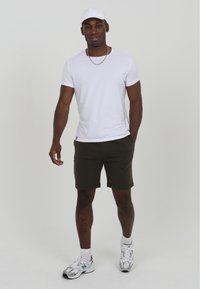 Brave Soul Trainingsbroek - khaki