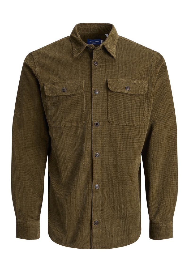 Camicia in corduroy verde oliva da uomo con maniche lunghe, chiusura a bottoni e due tasche sul petto con bottone.