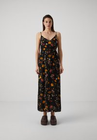 Vero Moda VMEASY SLIT MAXI V-NECK DRESS - Maksi suknelė - black/vicka