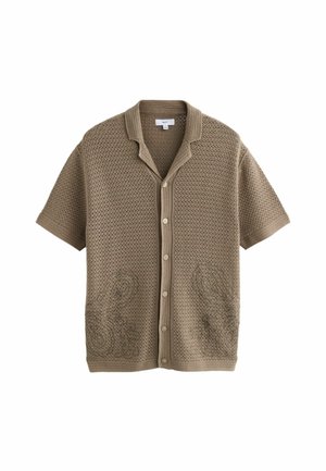 Blandet kortærmet cardigan i tan med et struktureret mønster, knaplukning foran og dekorative detaljer nederst foran, der har sidelommer.