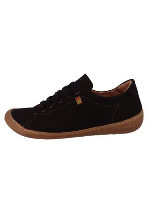 El Naturalista Sportlicher Schnürer - black