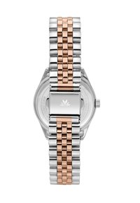 Orologio con bracciale in metallo argentato e oro rosa, dotato di quadrante rettangolare, superficie liscia e logo di loto centrato sul quadrante.