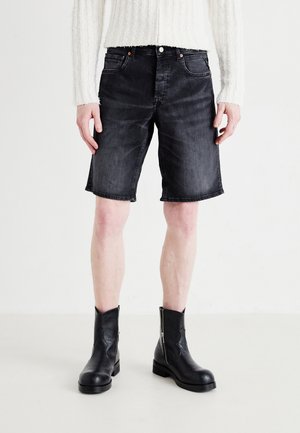 GROVER SHORTS - Denim shorts - black delavè