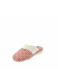 Ciabatta slip-on a scacchi rossi e bianchi con una fascia in stoffa bianca semplice, caratterizzata da un delicato fiocco e un motivo floreale sulla stoffa. Suola piatta.