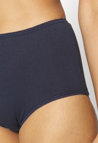 Marks & Spencer 5 PACK - Figi