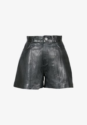 Short in pelle nera a vita alta con chiusura frontale a bottoni, passanti per cintura e due tasche laterali, esposto su sfondo bianco.