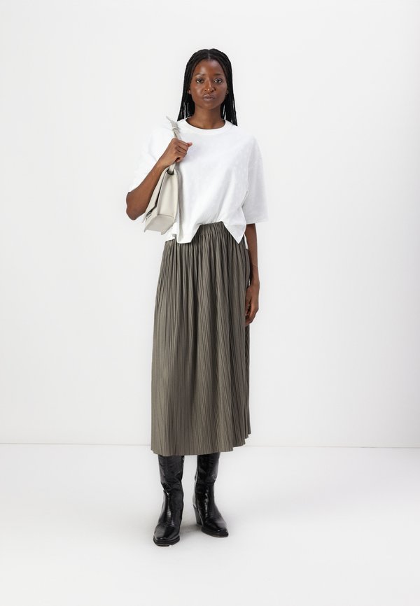 UMA SKIRT - A-line skirt - bungee2
