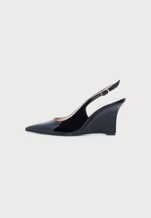 Stuart Weitzman, VINNIE SLING WEDGE  - Escarpins à talons hauts - black