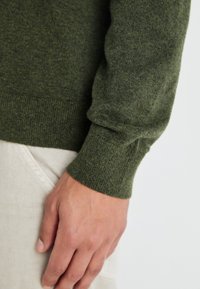 GAP CASHSOFT CREW - Pulóver - green heather