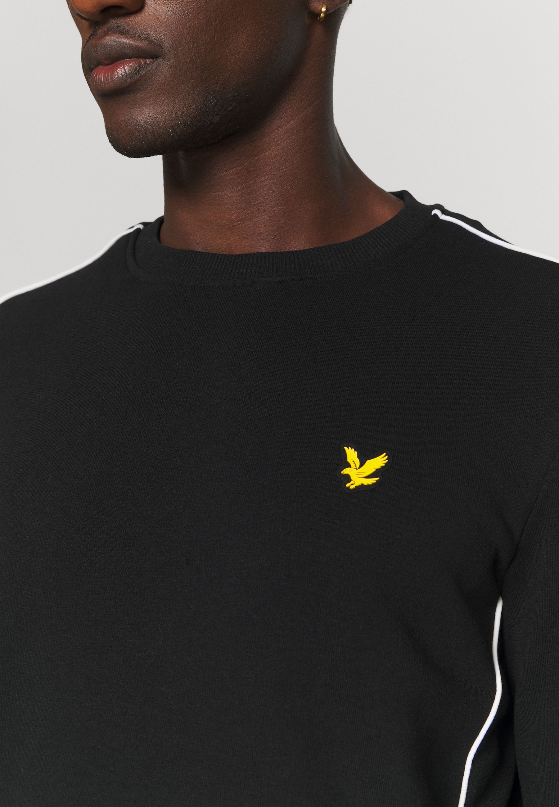 Men CREW NECK WITH CONTRAST PIPING - Sweatshirt Men CREW NECK WITH CONTRAST PIPING - Sweatshirt