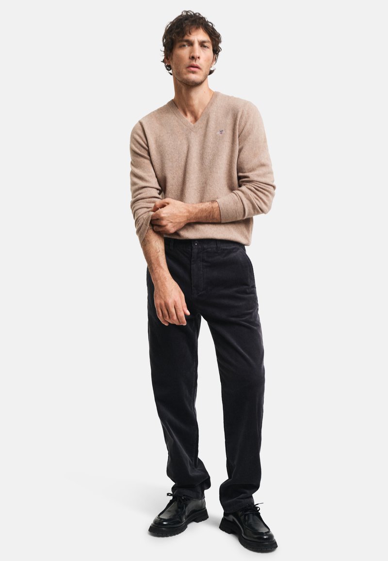 GANT REGULAR - Stoffhose - black grey